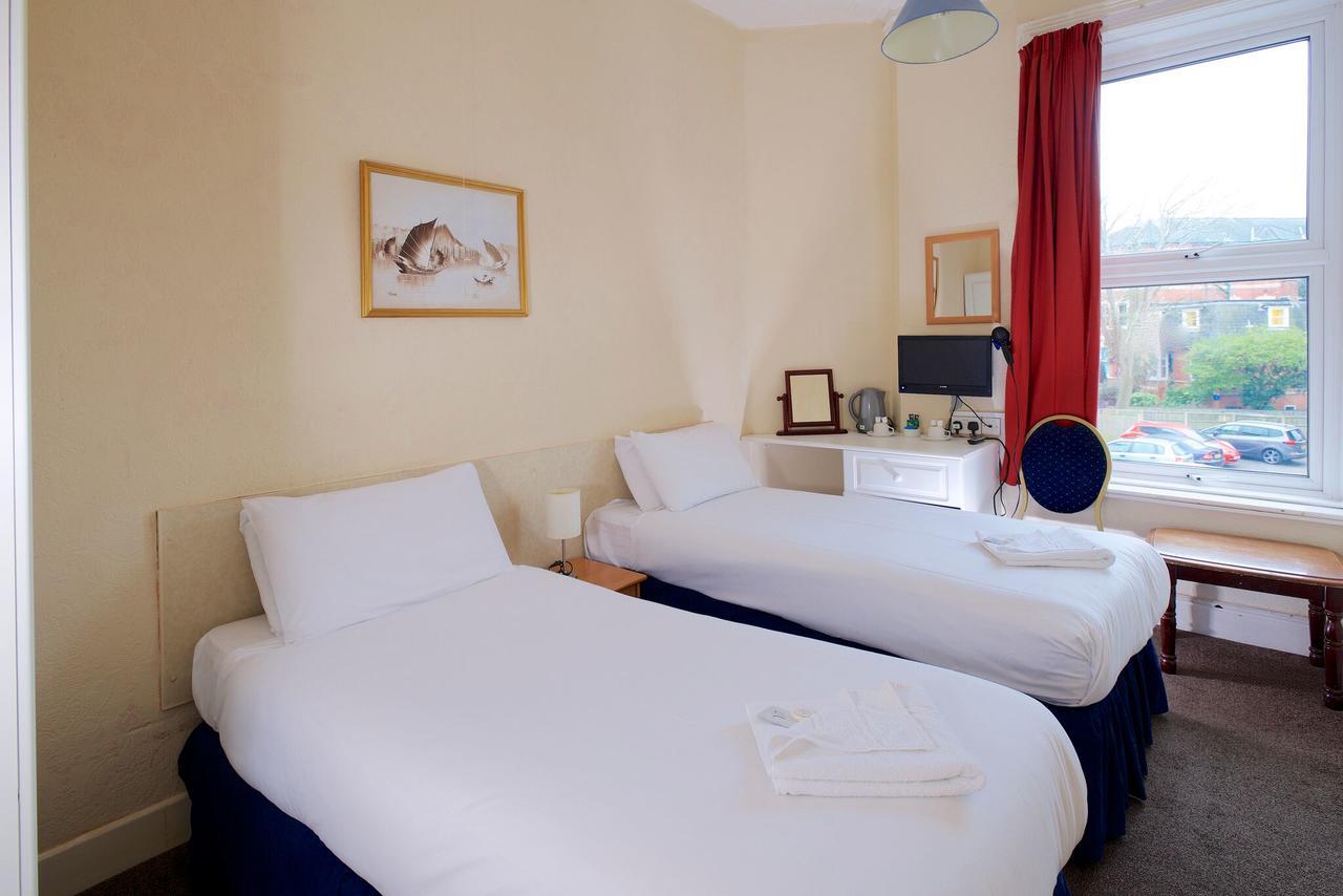 Glendevon Hotel Bornemouth Extérieur photo