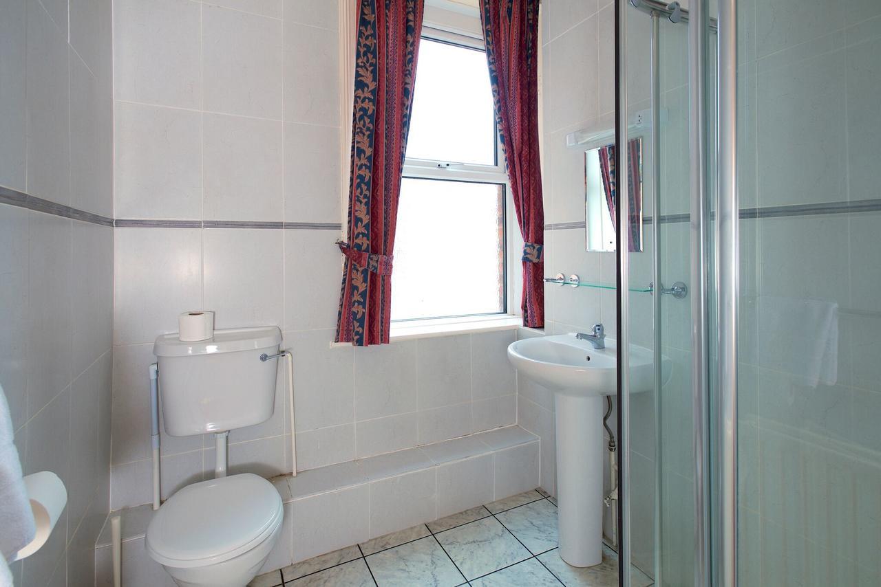 Glendevon Hotel Bornemouth Extérieur photo