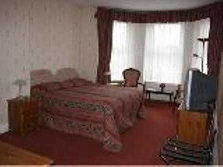 Glendevon Hotel Bornemouth Extérieur photo